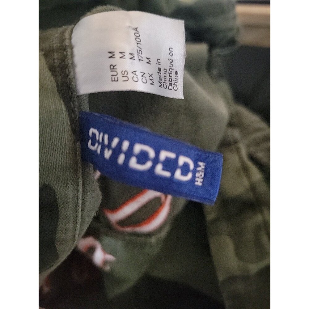 H&M NYC Divided Green Camo Jacket Orange Lettering New York Theme Sz M - Picture 6 of 9
